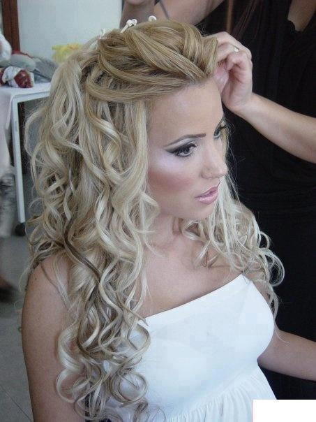Wedding Hairstyle For Long Hair Down
 23 Stunning Half Up Half Down Wedding Hairstyles Pretty