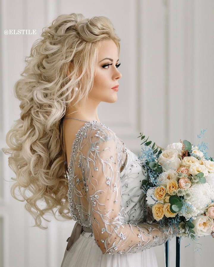Wedding Hairstyle For Long Hair Down
 18 beautiful wedding hairstyles down for brides and