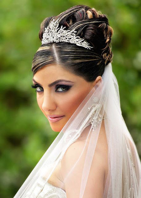 Wedding Hairstyles Veils
 Long Wedding Hairstyles with Veils and Tiaras Knot For Life