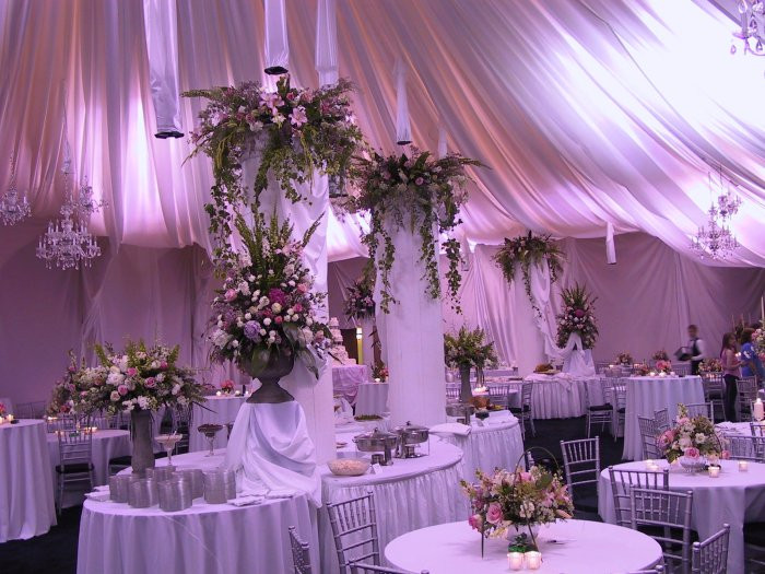 Wedding Reception Colors
 Life For Rent Wedding reception centerpiece ideas