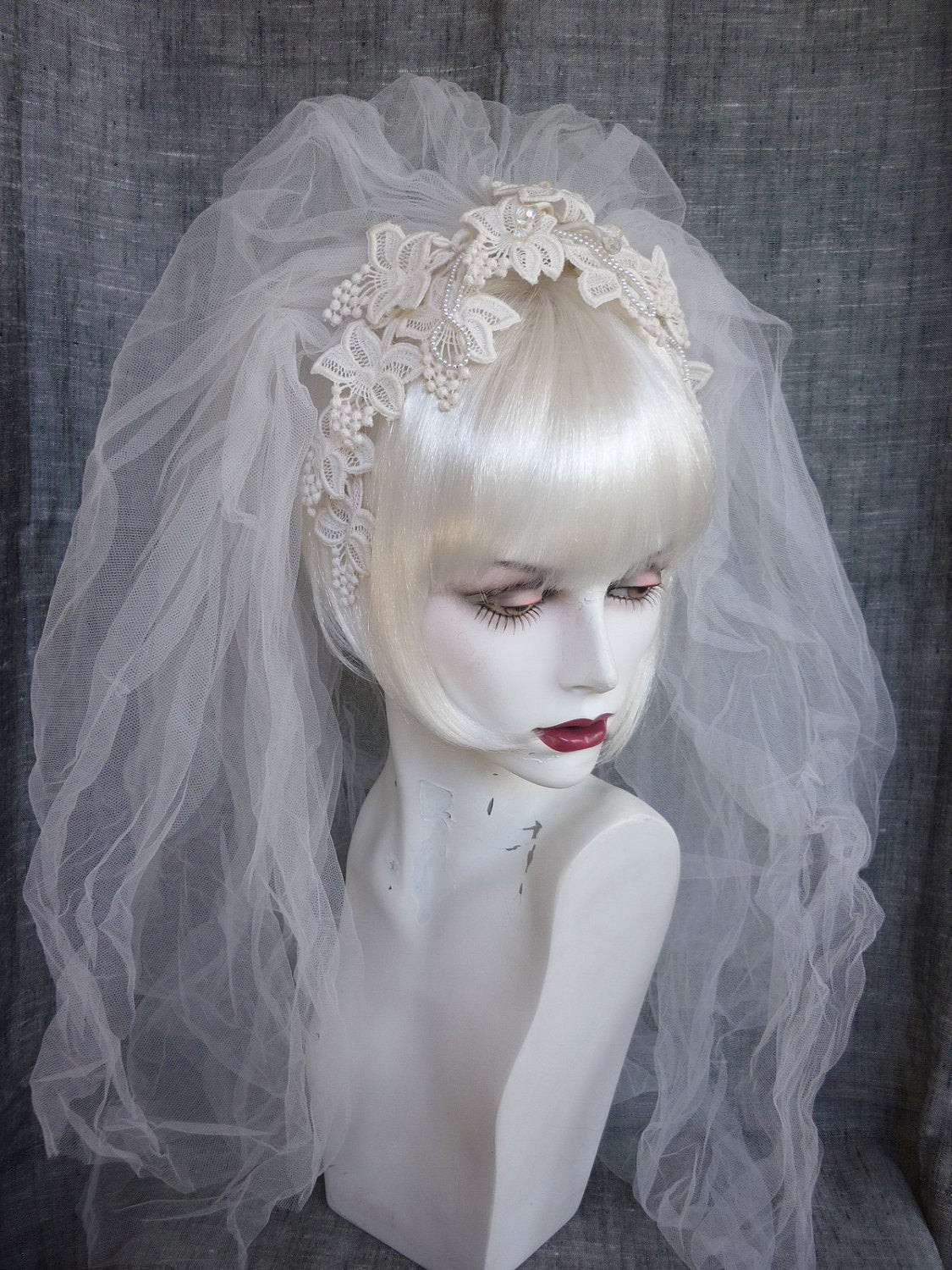 Wedding Veils And Headbands
 Vintage Bridal Veil Lace Flower Headband 70s 80s