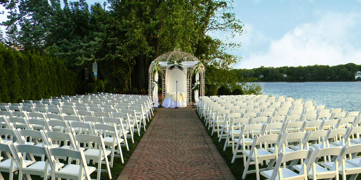 Wedding Venues On Long Island
 Windows on the Lake Weddings