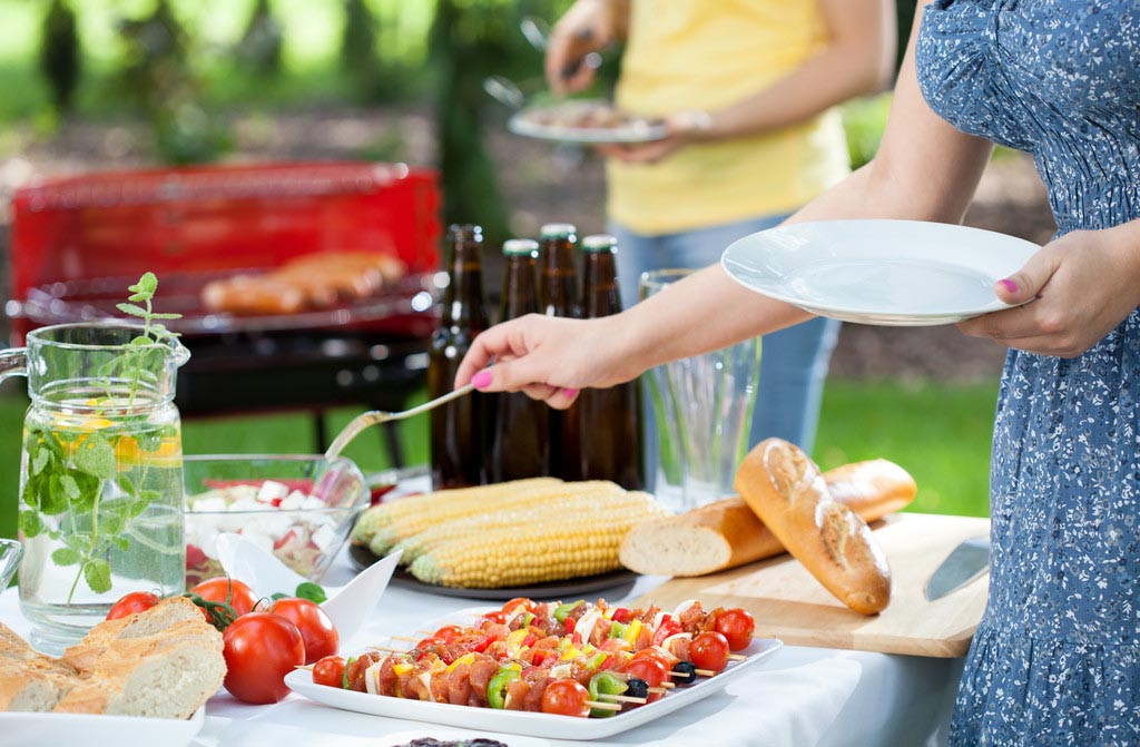 What To Serve At A Kids Birthday Party
 What To Serve At A BBQ Birthday Party