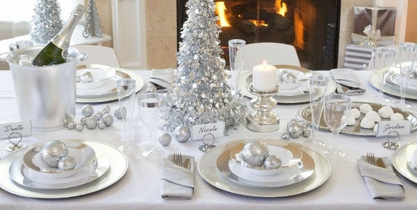 White Christmas Party Ideas
 10 Christmas party themes – cool ideas how to throw a