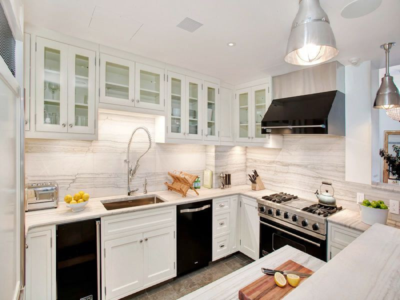 White Kitchen With White Appliances
 UGLY OR PRETTY WHITE CABINETS BLACK APPLIANCES