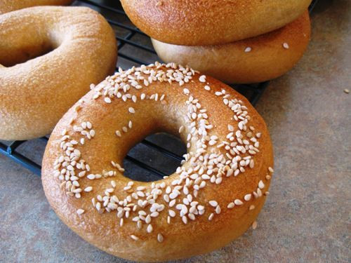 Whole Grain Bagels
 Homemade Whole Wheat and White Bagel Recipe