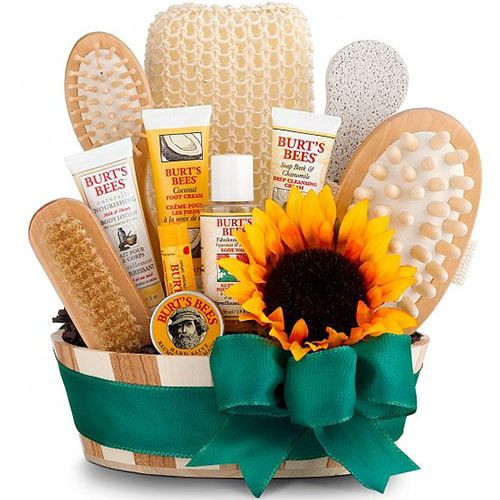 Womens Gift Basket Ideas
 29 Great 60th Birthday Gift Ideas For Her