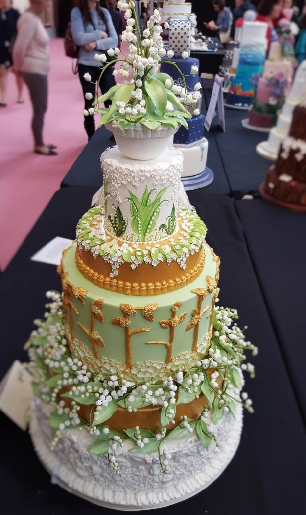 Wonderful Wedding Cakes
 Weird and wonderful wedding cake inspiration