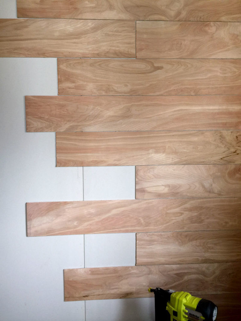 Wood Plank Walls DIY
 DIY Wood Planks Walls