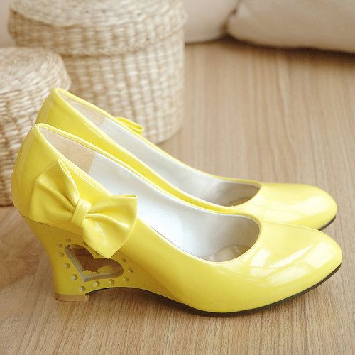Yellow Wedding Shoes
 Yellow Wedding Shoes