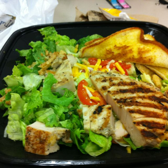 Zaxby'S Grilled Chicken Salad Calories
 Zaxby s Grilled Chicken Salad