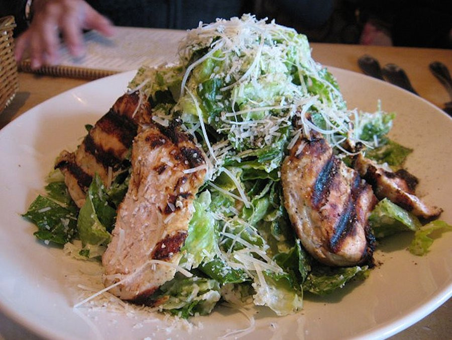 Zaxby'S Grilled Chicken Salad Calories
 We Ranked Your Favorite Restaurant Salads by Calorie Count