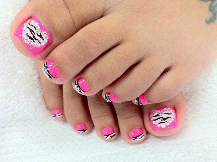 Zebra Toe Nail Designs
 Zebra Hot Pink Nails TOE NAIL DESIGNS