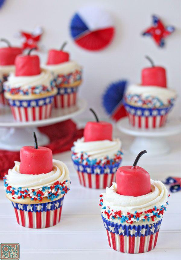 4th Of July Cupcake Ideas
 25 4th of July Themed Dessert Ideas Spaceships and Laser