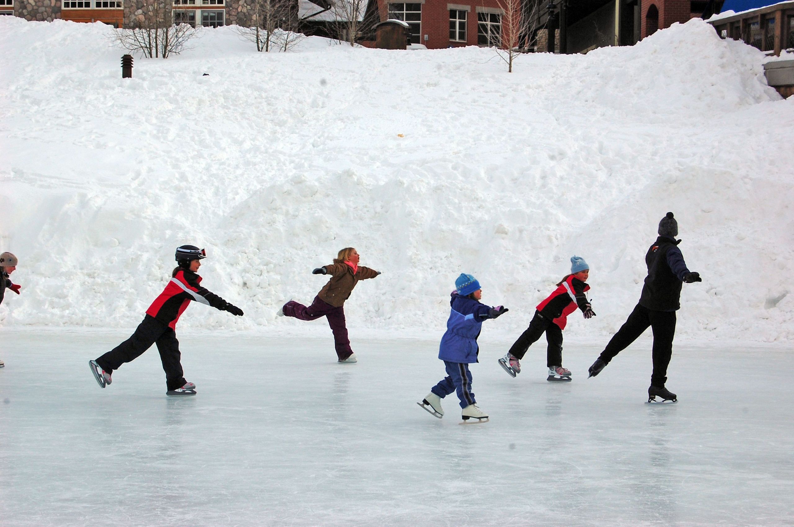 Activities To Do In Winter
 Top 10 Fun Activities for winter