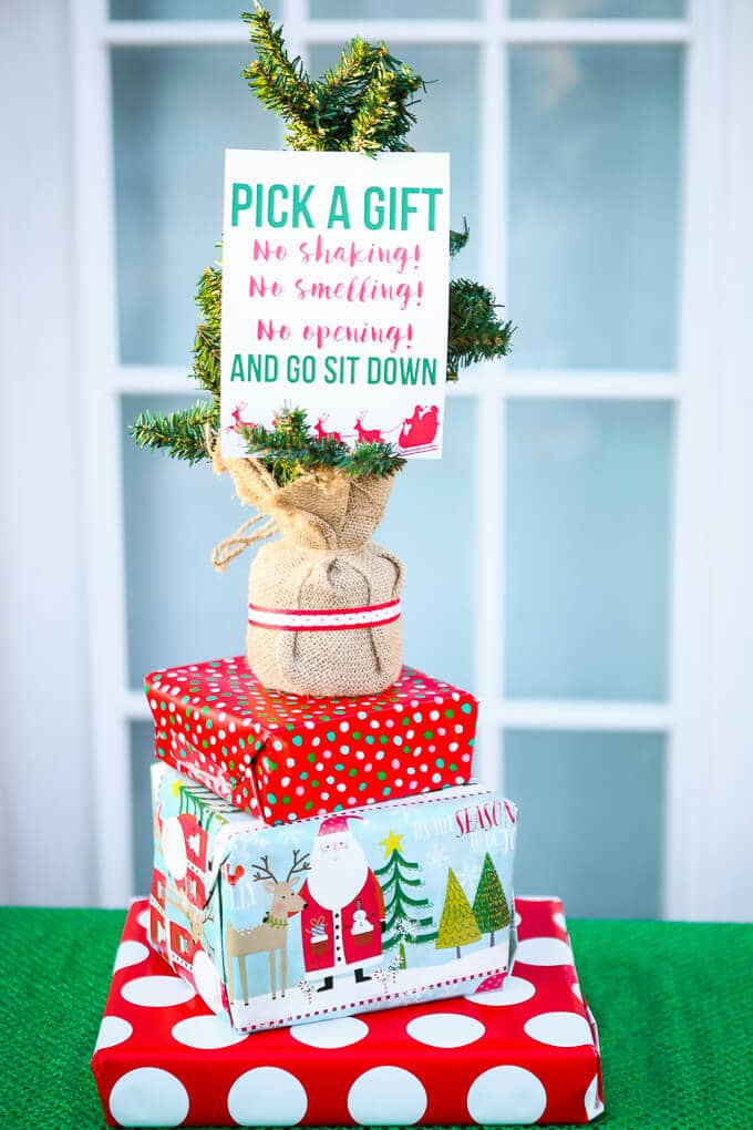 Christmas Party Gift Ideas
 Free Printable Exchange Cards for The Best Holiday Gift