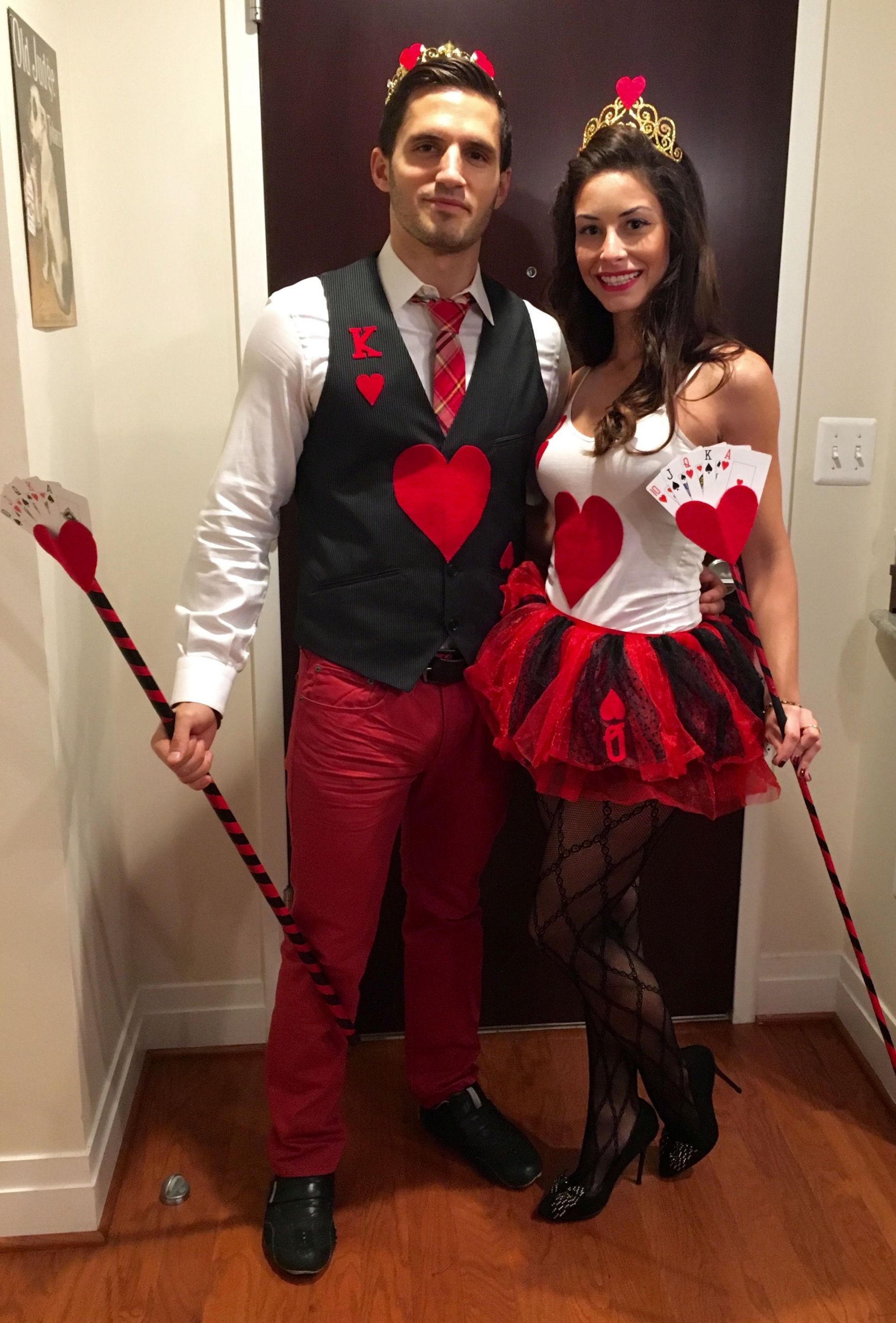 Cute Halloween Costume Ideas For Couples
 DIY King and Queen of Hearts Cute Creative Couples