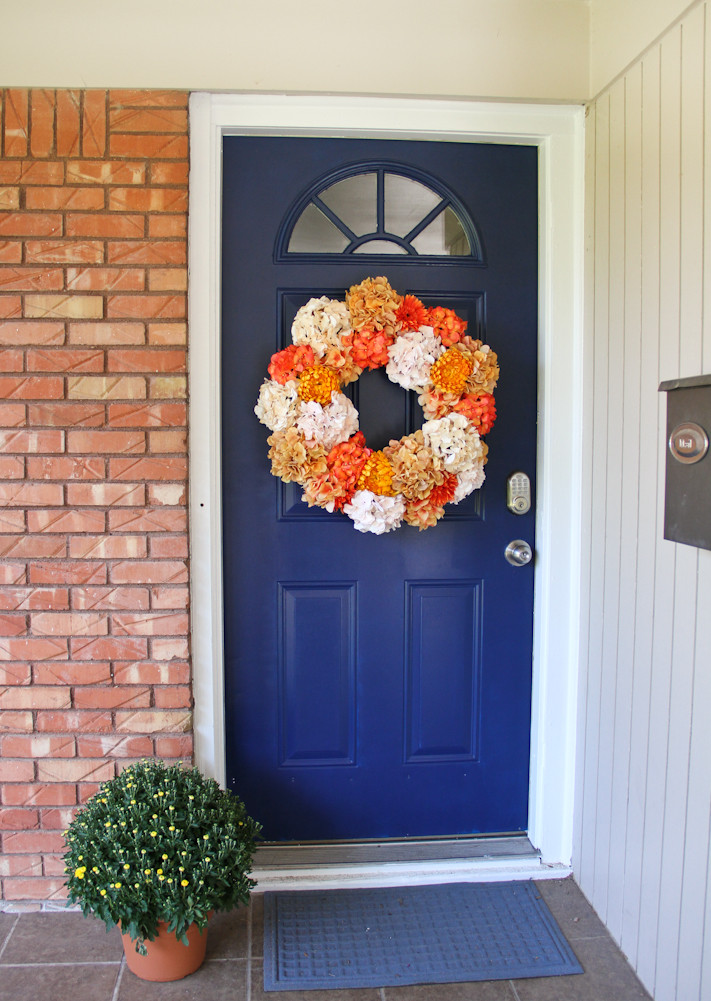 Diy Fall Wreaths Front Door
 DIY Easy Fall Wreath & Front Door Makeover