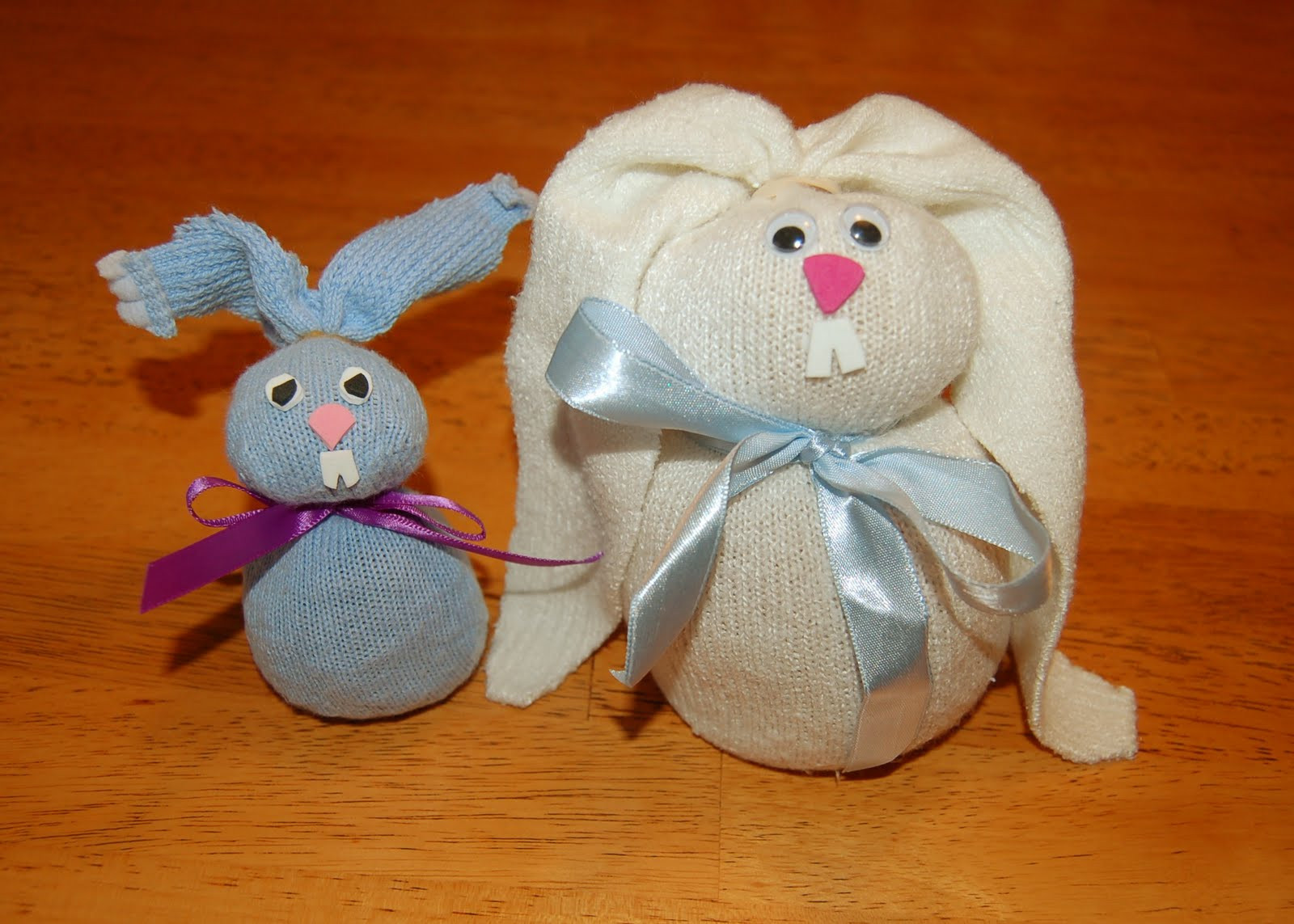 Easter Bunny Craft
 Columbus Multiple Moms Sock Bunny Easter Craft