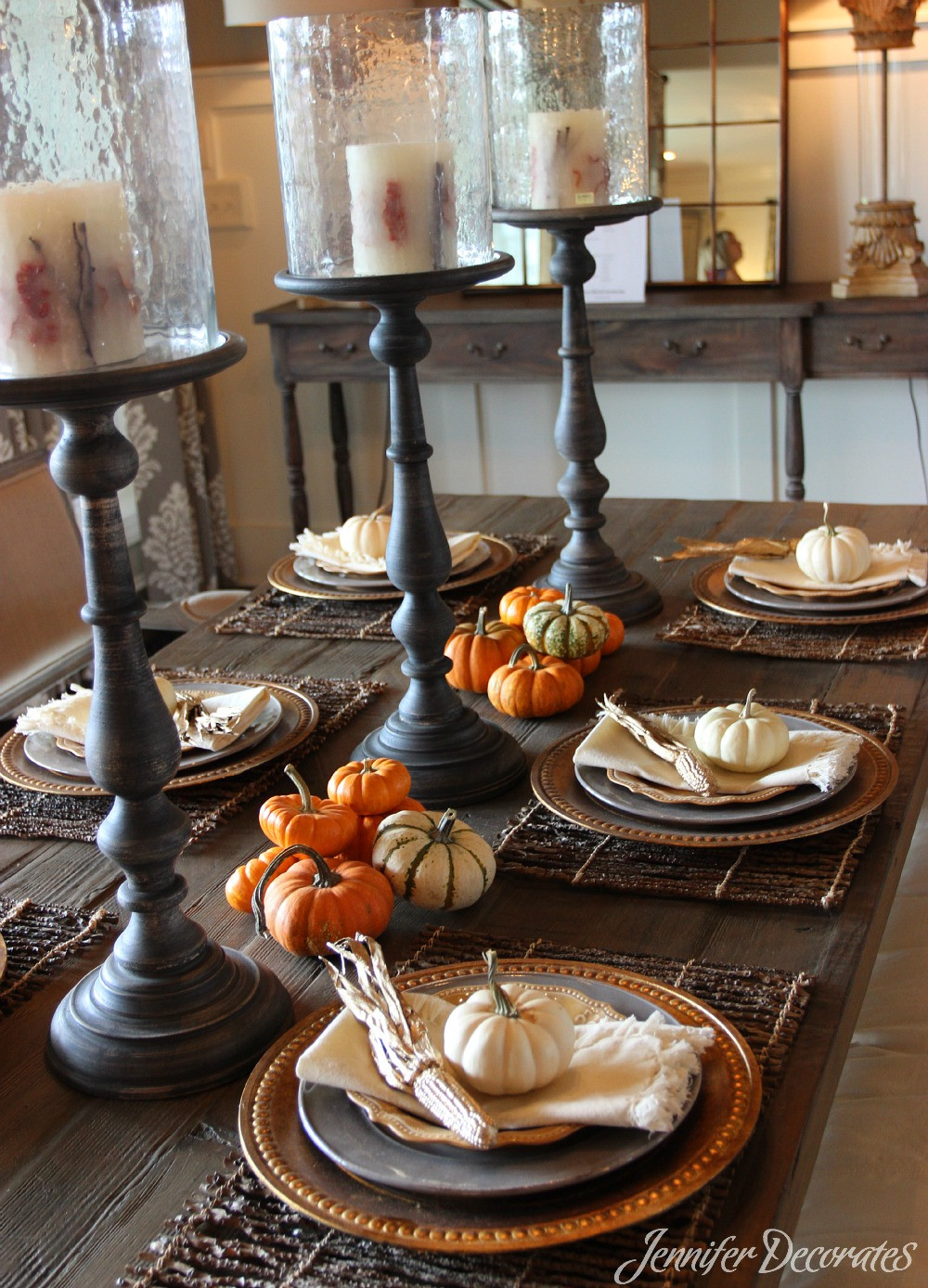 Fall Table Decoration Ideas
 Fall Table Decorations That Are Easy and Affordable
