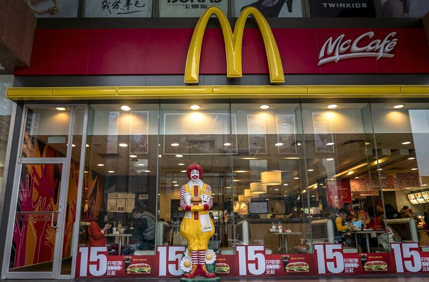 Fast Food Open On Thanksgiving Day
 Is McDonald s open on Thanksgiving 2016