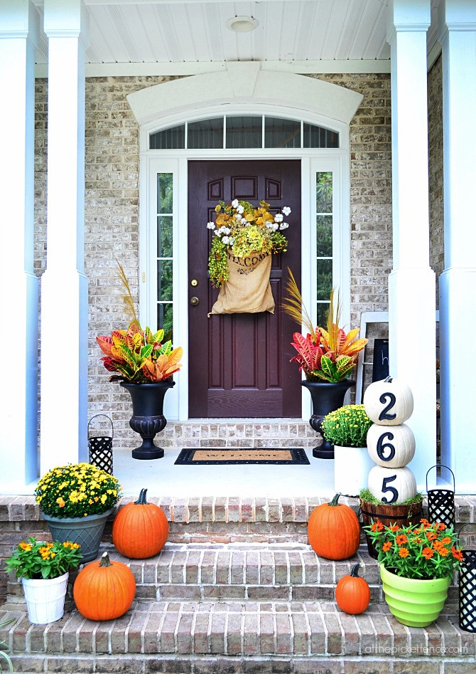 Front Porch Fall Decorating Ideas
 Our Fall Home Tours Finding Fall & BHG At The Picket Fence