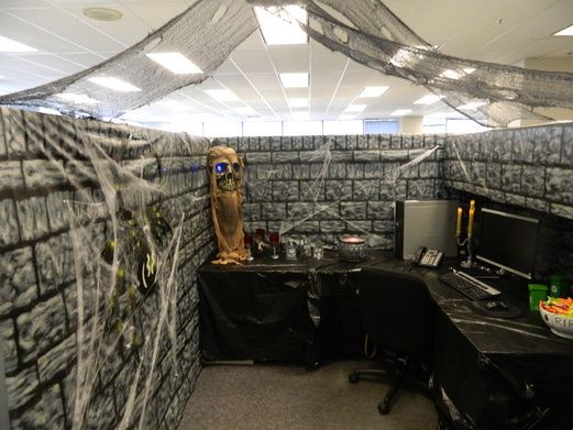 Halloween Cubicle Decorating Ideas
 halloween at the office inspiration