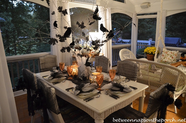 Halloween Tables Ideas
 Halloween Table Setting Tablescape with Raven Crow Centerpiece