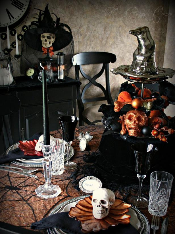 Halloween Tables Ideas
 Modern Furniture Spooky Halloween Table Settings and