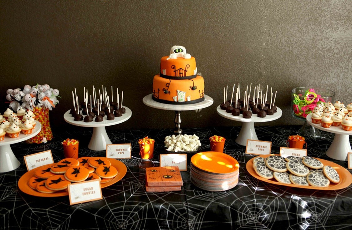 Halloween Treat Ideas For Kids
 Children s "Spooky" Treats Table Celebrations at Home