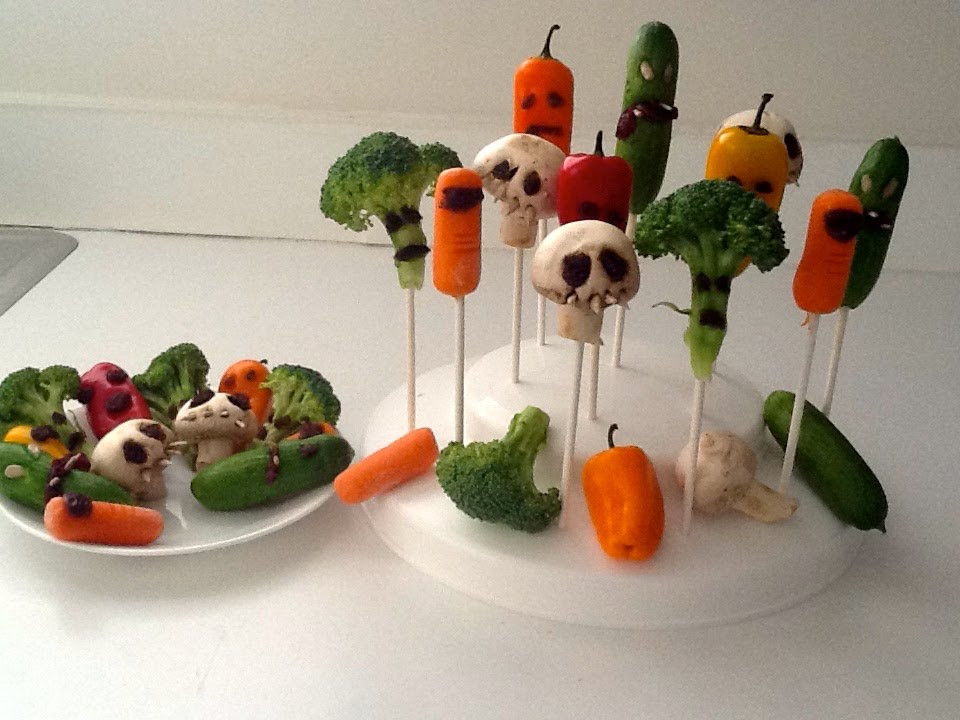 Halloween Treat Ideas For Kids
 Raw Vegan Healthy Halloween Snacks for kids part 1