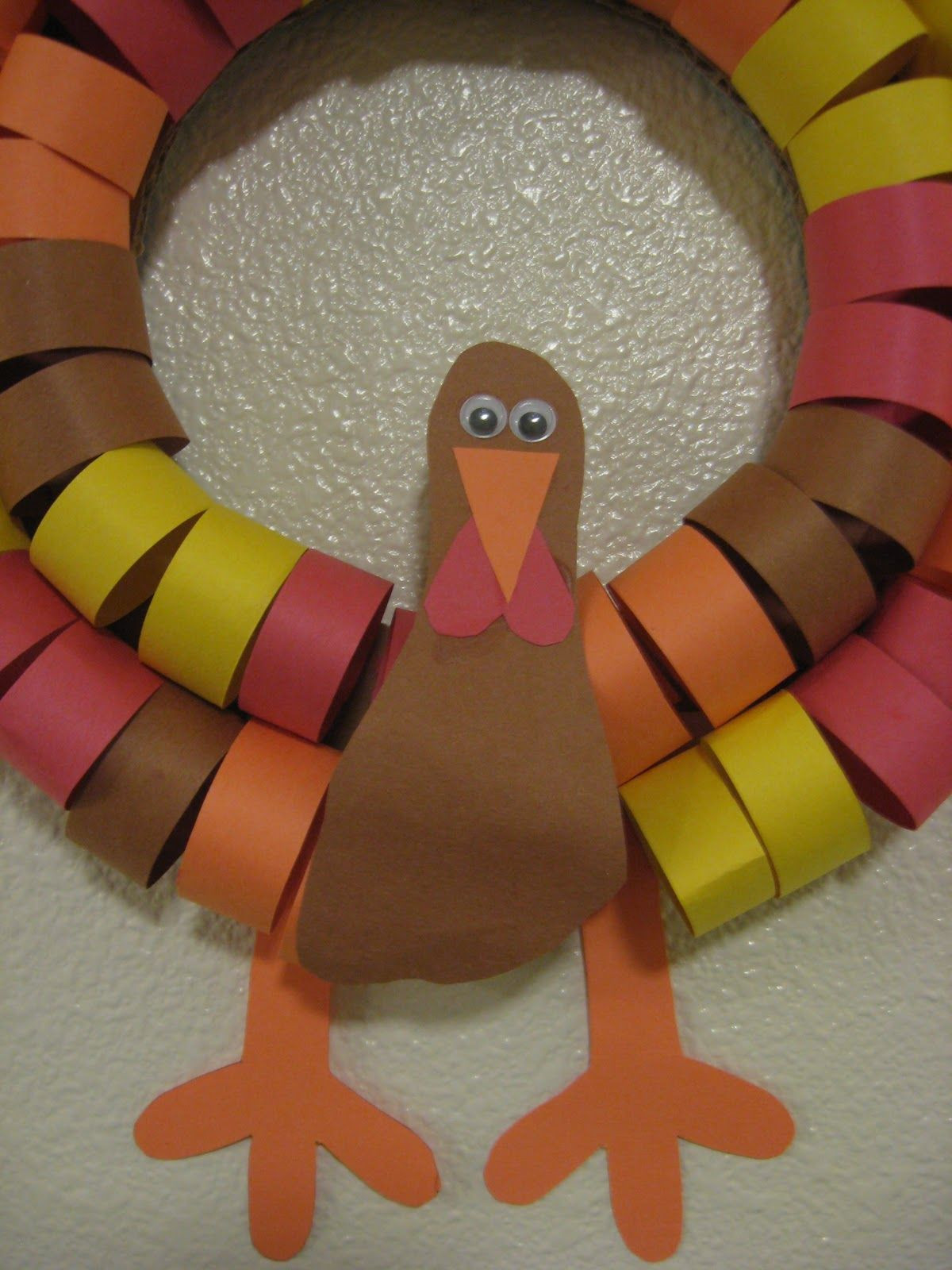 Kid Crafts Thanksgiving
 Heather Is Footurkey Wreath Thanksgiving Craft