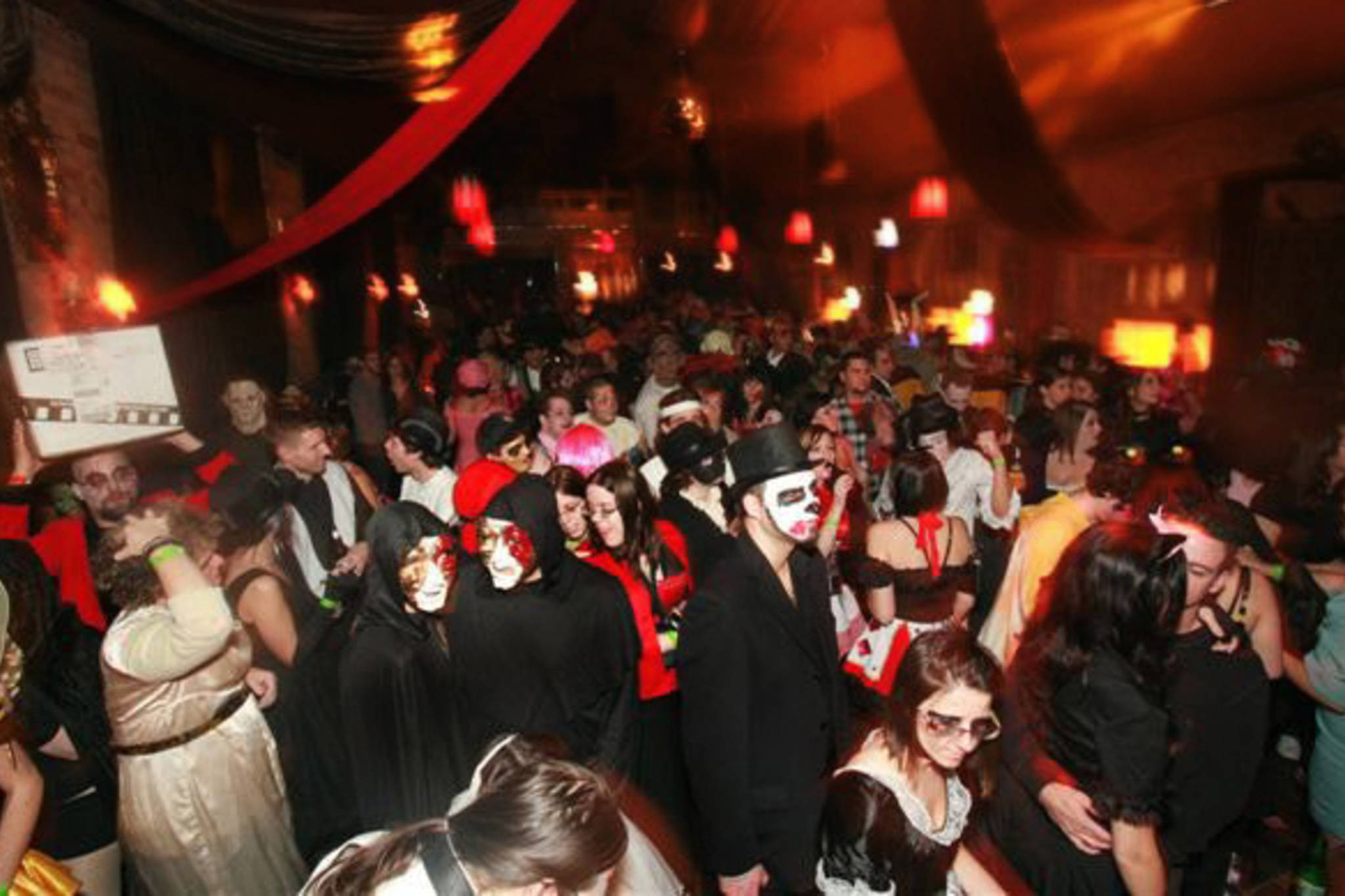 Party Halloween
 Toronto Halloween Party Guide 2013