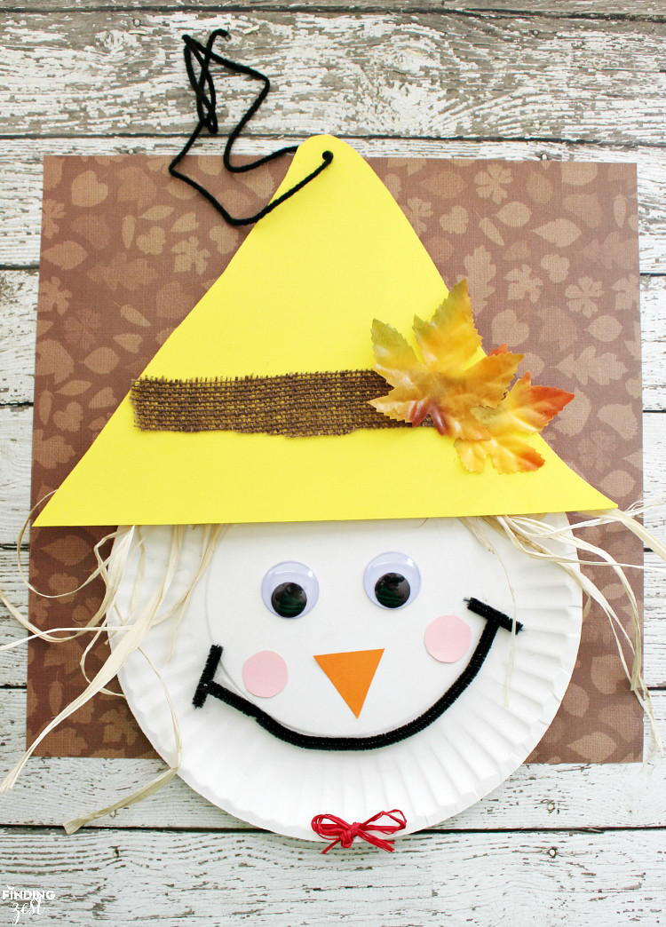 Simple Autumn Crafts To Make
 Over 23 Adorable and Easy Fall Crafts that Preschoolers