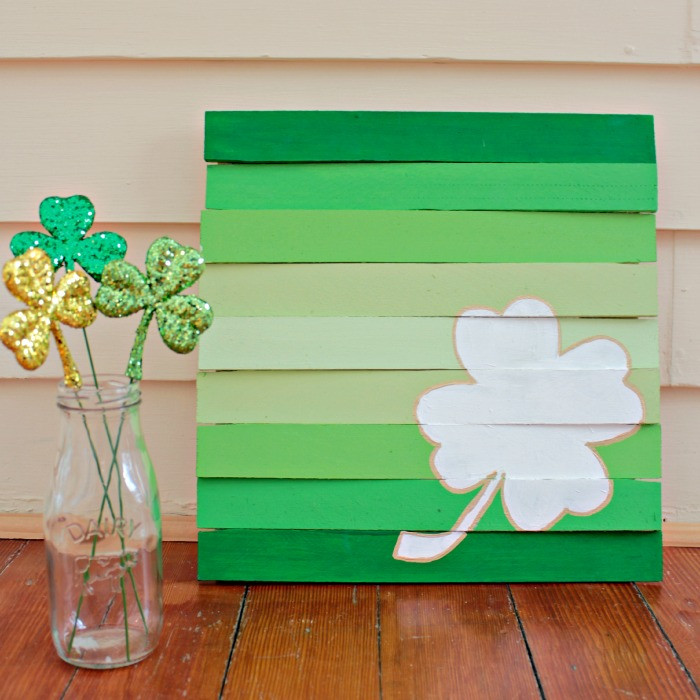St Patrick's Day Arts And Crafts
 19 DIY St Patrick s Day Ideas