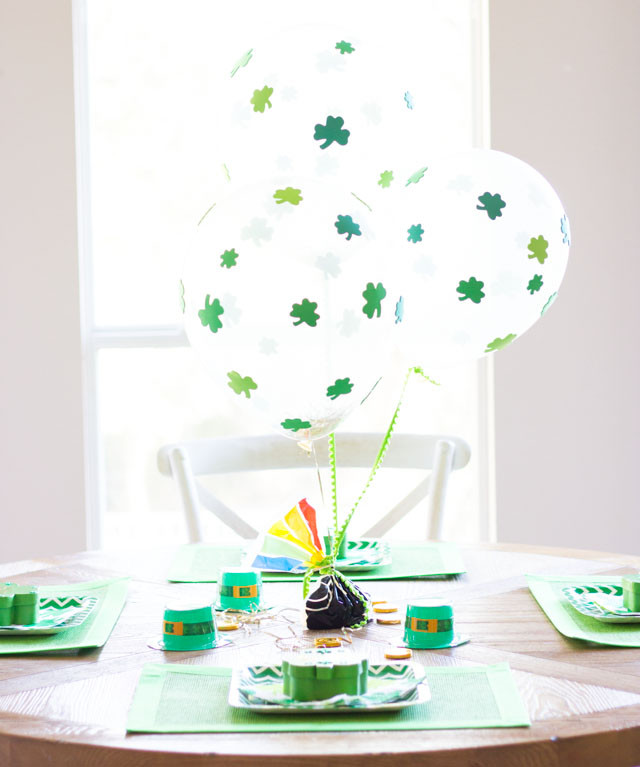 St Patrick's Day Decorations Diy
 9 Awesome Ways to Decorate with Shamrocks this St Patrick