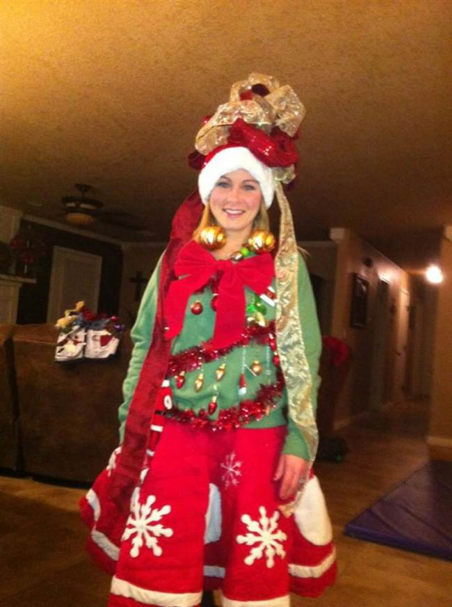 Tacky Christmas Outfit Ideas
 15 Do It Yourself Ugly Christmas Sweaters Oh My Creative