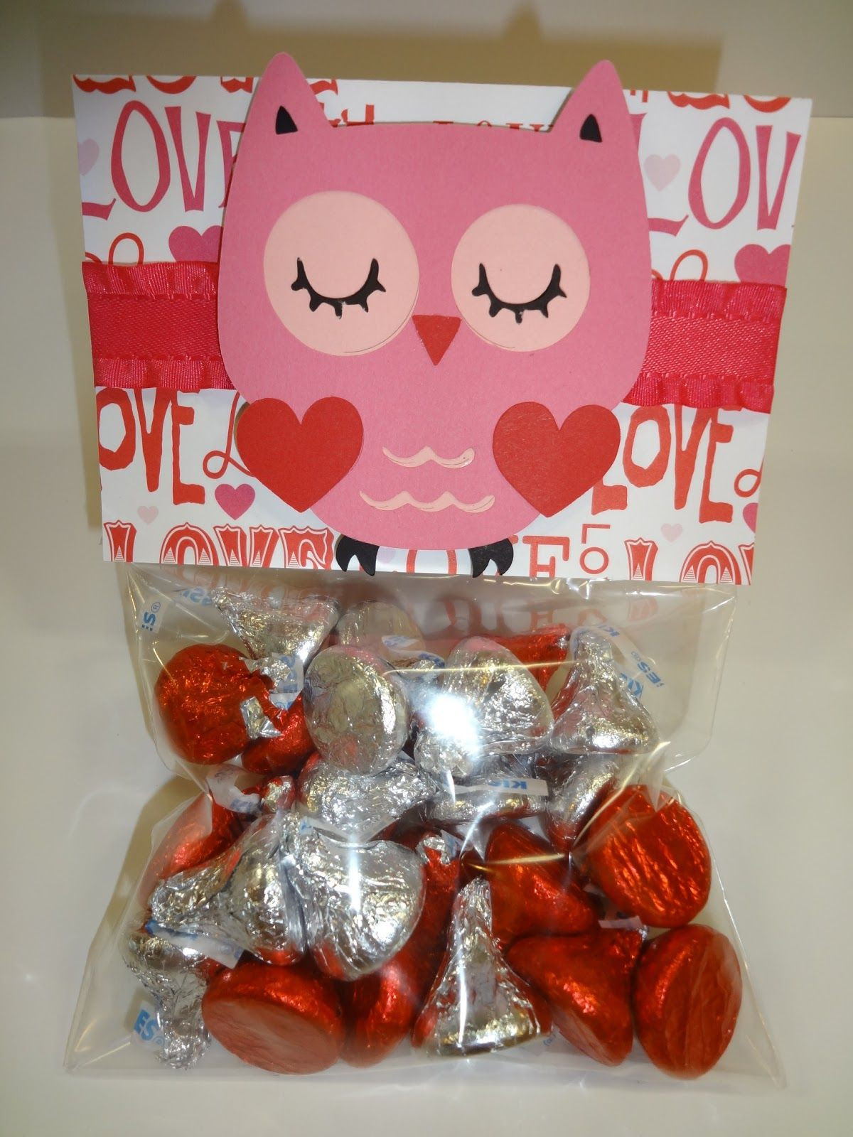 Valentines Day Goodie Bag Ideas
 Create your Classroom Valentine s Day Goo Bags for