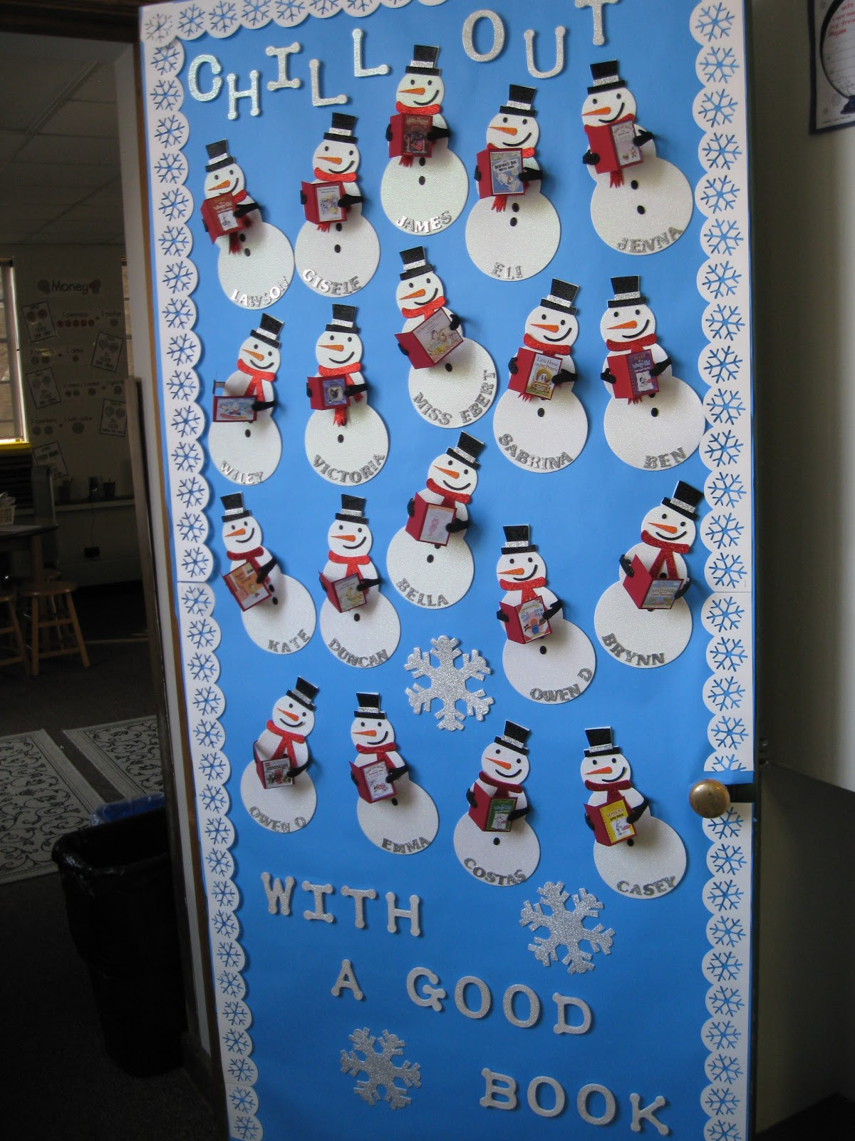 Winter Classroom Door Ideas
 Holiday Door Decorations for Classrooms and Creative but