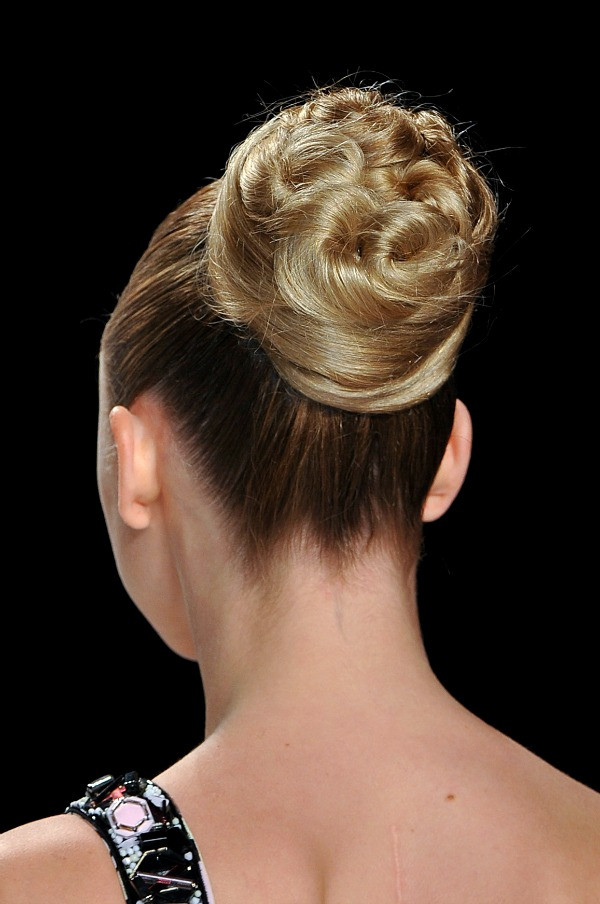 Winter Hairstyle Ideas
 Pretty Winter Formal Hairstyle Ideas