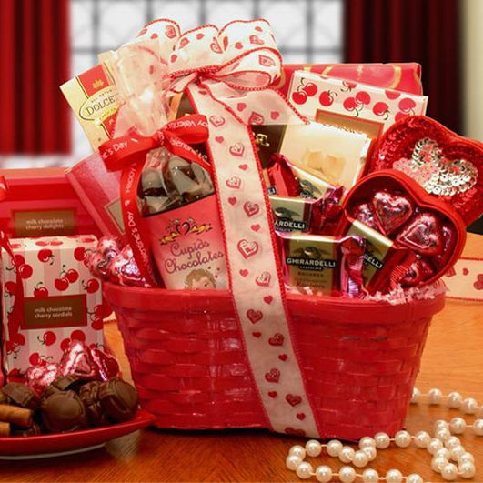 Candy Baskets For Valentines Day
 Easy & Fun DIY Chocolate Gift Ideas for Valentine’s Day