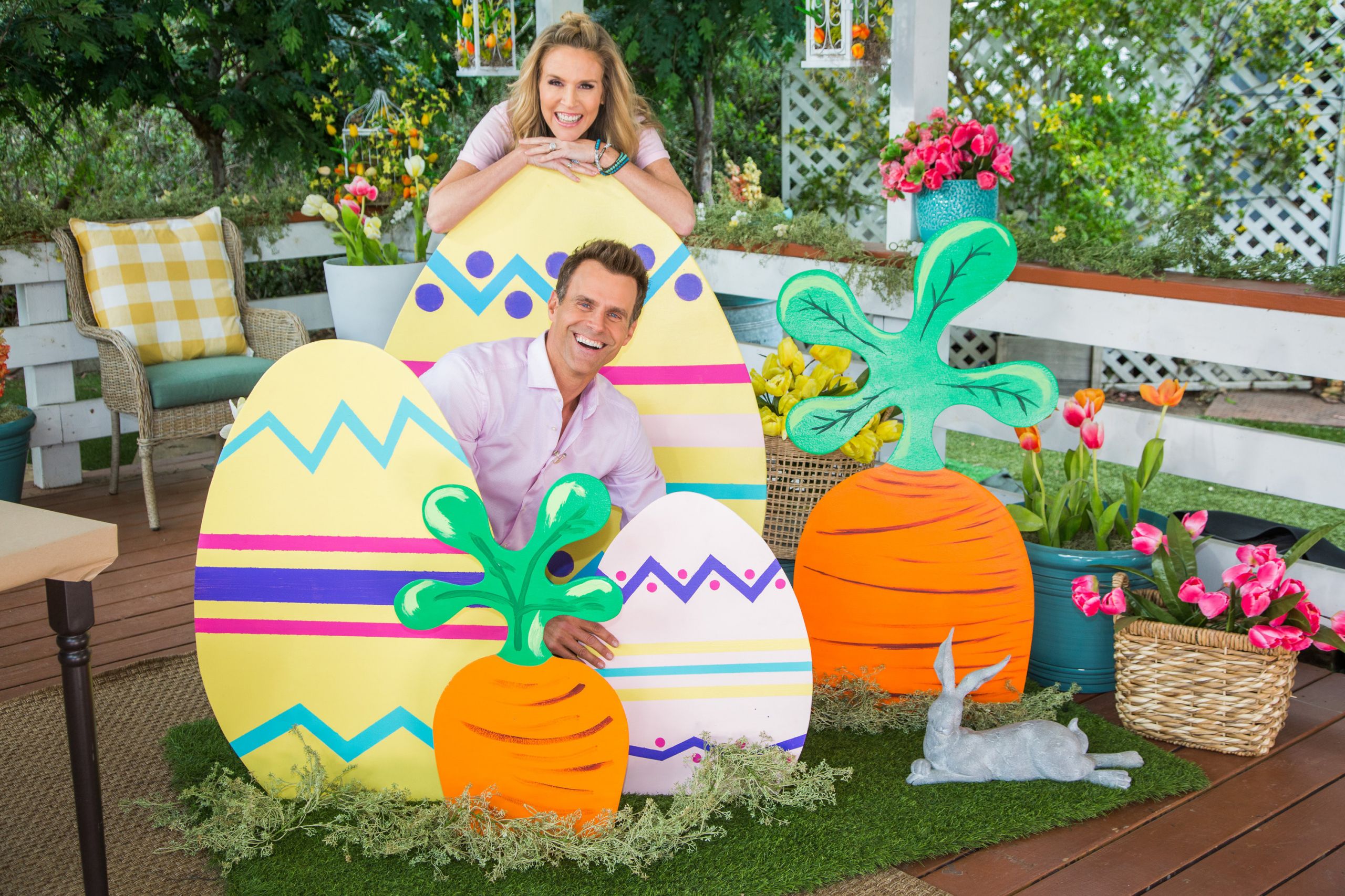 Diy Outdoor Easter Decorations
 DIY Outdoor Easter Decor Home & Family Video
