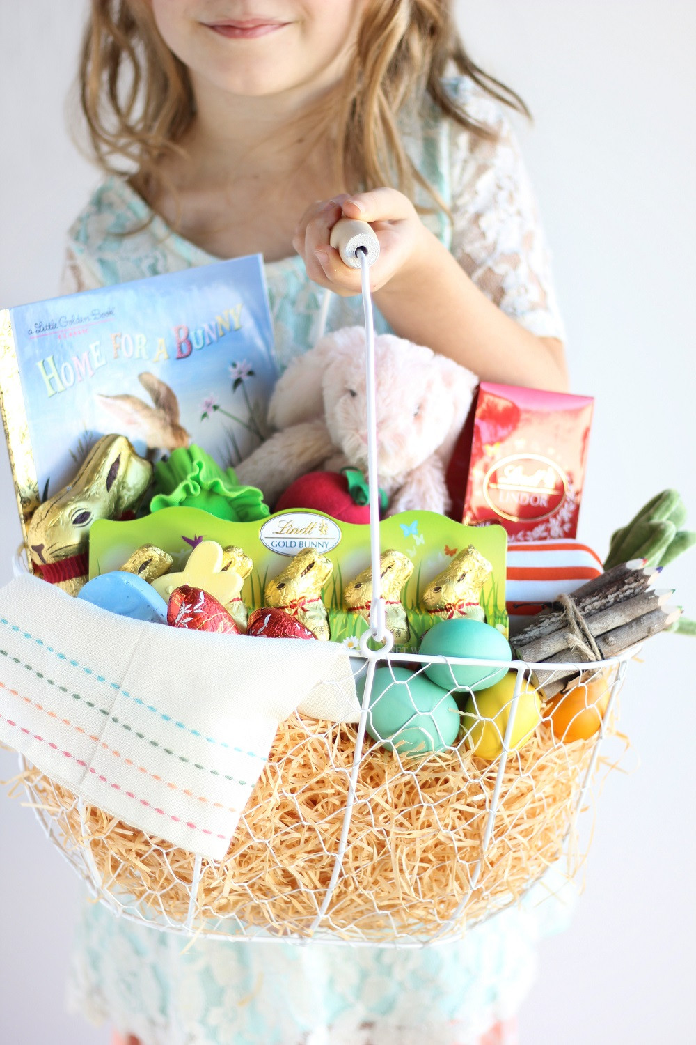 Easter Bags Ideas
 Enchanting Themed Easter Basket Ideas