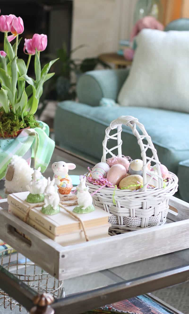 Easter Home Decor
 Colorful Easter Decorations Make the Season Special