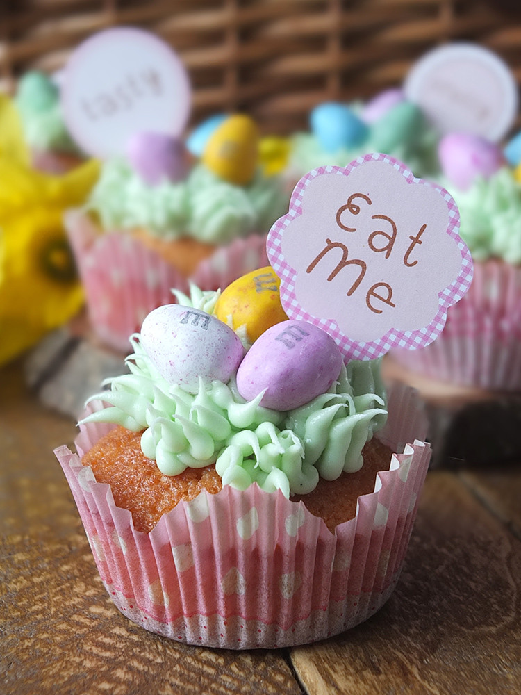 Easy Easter Cupcakes
 Easy Easter Egg Hunt Cupcakes