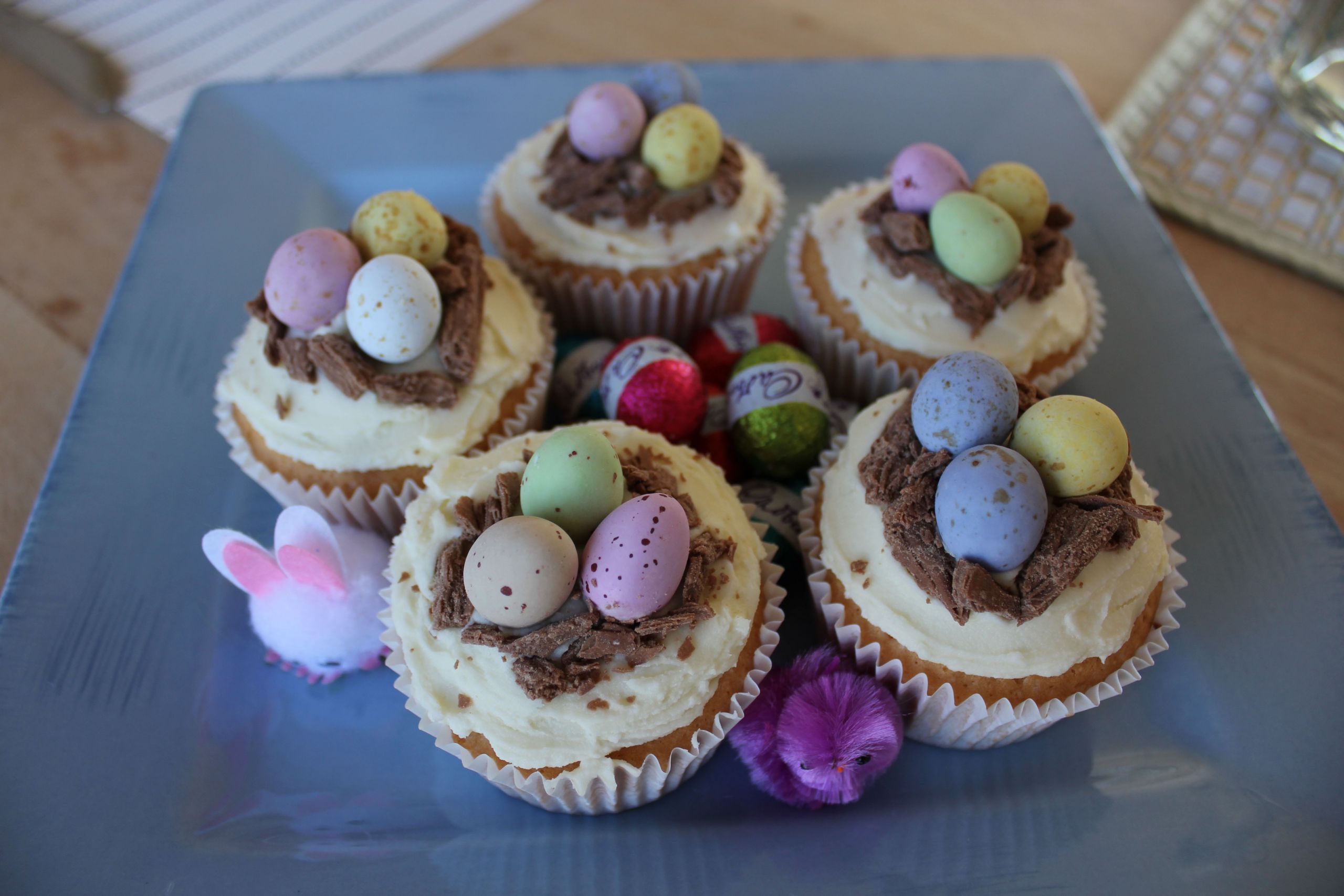 Easy Easter Cupcakes
 Easy Easter nest cupcakes Life on Wallace