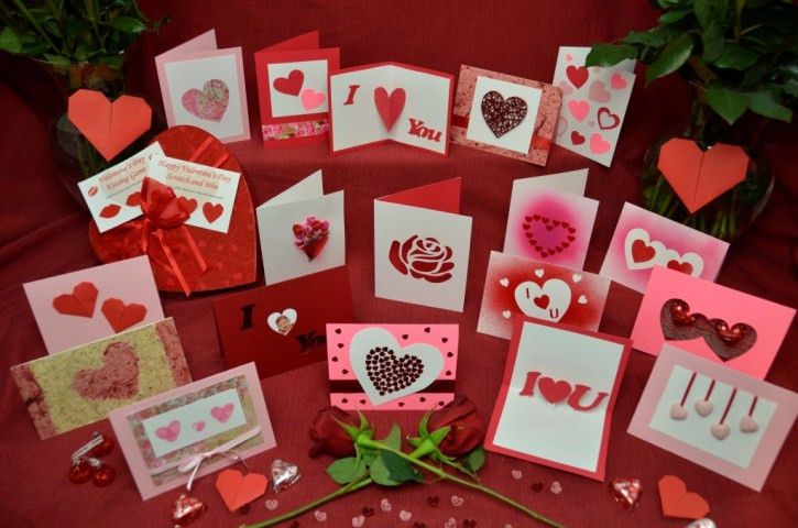 Gifts For Valentines Day For Her
 Happy Valentines Day 2020 GIFTS Ideas for Her or Him [Cards]