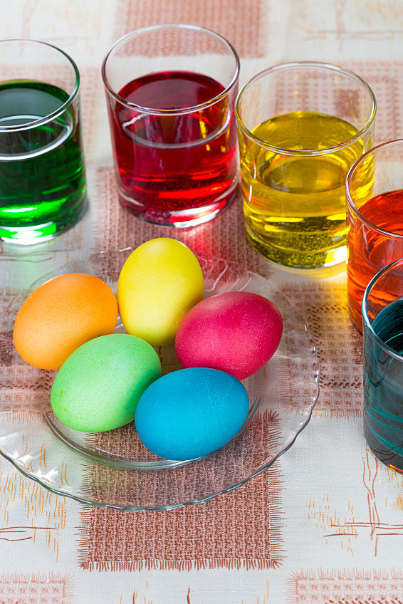 How To Make Easter Egg Dye With Food Coloring
 How to Make Perfect Hard Boiled Eggs and Dye Them for