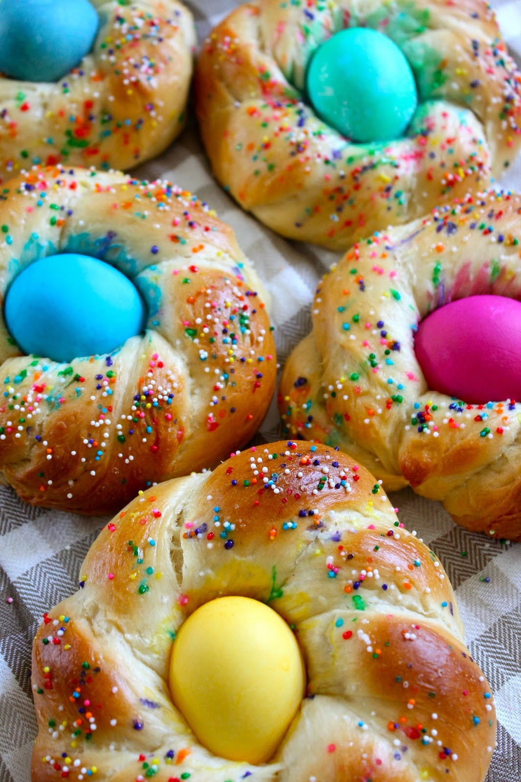 Italian Sweet Easter Bread Recipe
 Easter Bread Recipe — Dishmaps