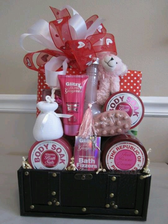 Valentine Gift Ideas For Teenage Daughter
 33 best valentine t basket images on Pinterest